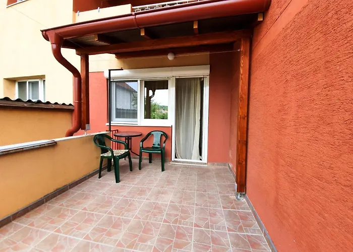 Smestaj Katarina * ソコバニャ