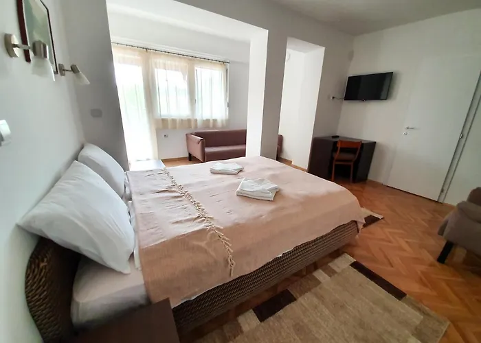 アパート Smestaj Katarina *