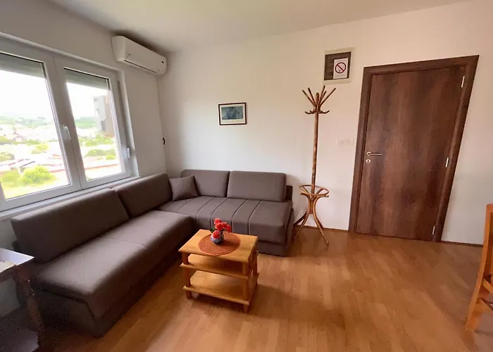 アパート Smestaj Katarina